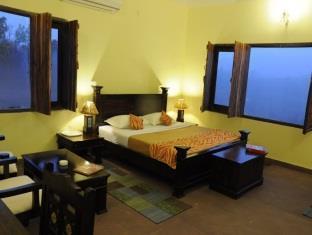 Courtyard House Hotel กานฮา ภายนอก รูปภาพ